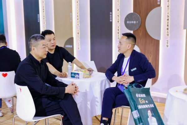 金利源闪耀成都建博会 共聚 共赢 共未来