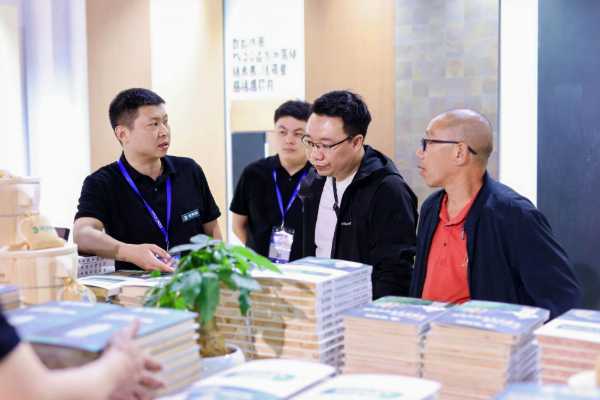 金利源闪耀成都建博会 共聚 共赢 共未来