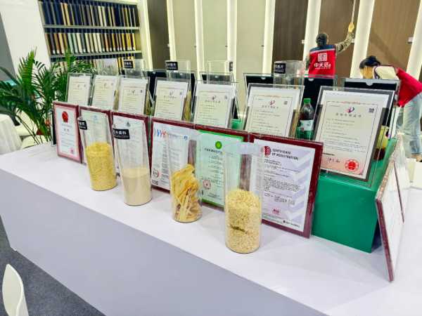 2025中国成都建博会|鲁丽木业携手五大经销商共展风采