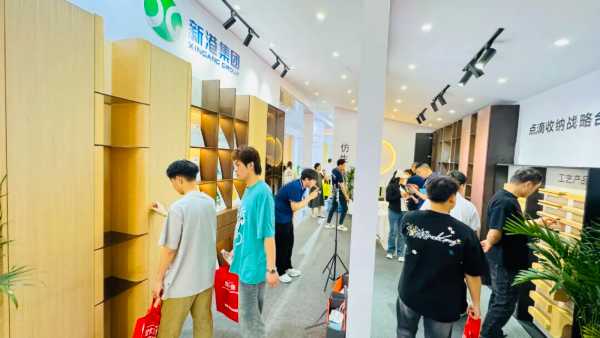 第24届成都建博会首日直击：新港成人气焦点，捷报频传引爆行业热情