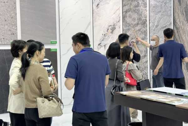 全国巡展成都站丨千山板材“7好标准”实力红出圈，展现国潮涌动下的中国品牌力量！