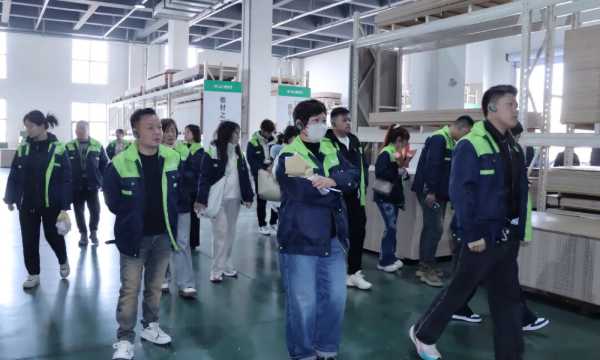 质敬315  护航365丨探厂溯源，0距离见证千山板材的品质实力！
