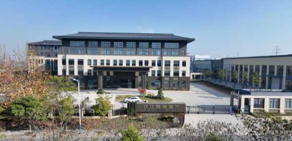 「饰界·新维度」—— 百源板材2025上海建博会高定新品发布会即将启幕