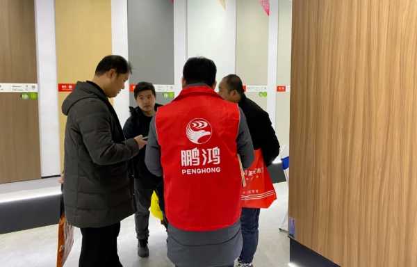 鹏鸿亮相中国北方整装定制门业展，展位吸睛，人气爆棚