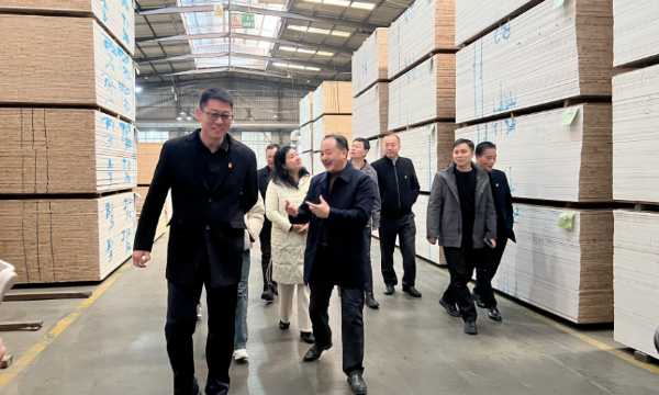加强校企合作，促进产业发展！华南农业大学到壮象调研，为壮象授牌“实践教学基地”