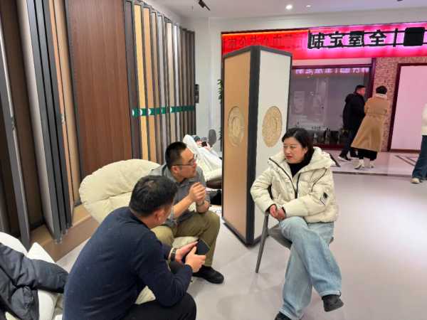 择韩氏 赢未来丨韩氏板材鹤壁运营中心开业暨装企座谈会顺利召开
