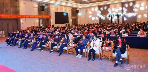 风华二十载，携手谱新篇——金利源全国经销商大会暨江西省百源木业成立20周年庆典圆满举行