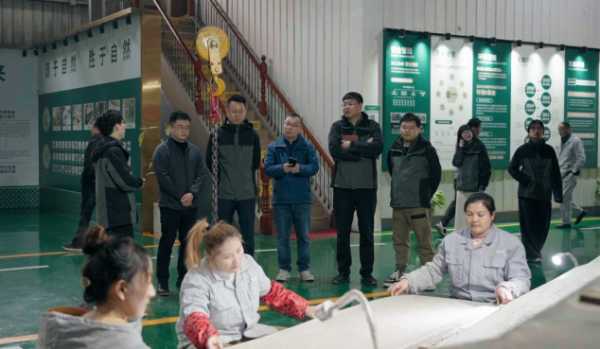 兔宝宝与贝壳精工装：战略携手，蓝图绘就