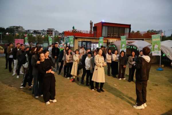雪宝之夜，梦想启航；2024雪宝板材赣州区域经销商团队户外拓展燃爆了