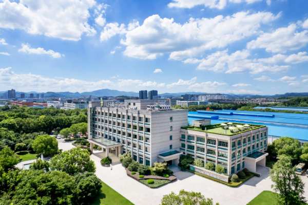 上市20周年|以责任诠释时代担当，兔宝宝步履不停！
