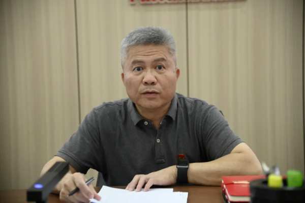 祥盛股份公司党委理论学习中心组开展第7次集中学习