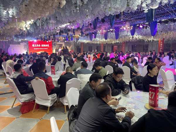 同心同力丨鹏鸿新品推介会暨客户答谢河南商丘站向新而生