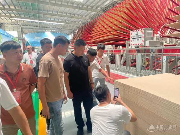 向“新”而行 江西鲁丽木业行业交流会圆满结束