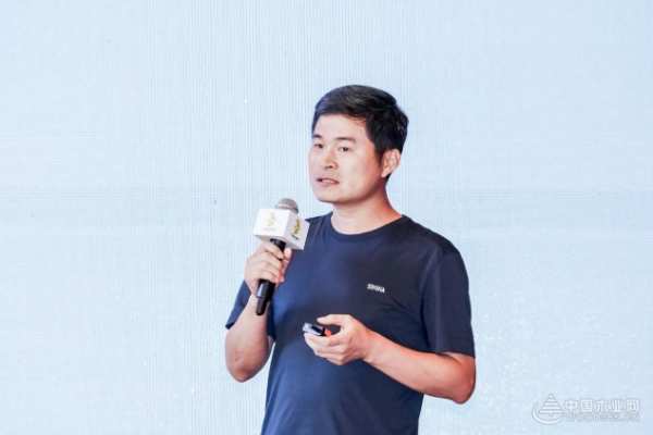 深圳市拓璞设计有限公司设计总监陈春华：保持研究 不断尝试