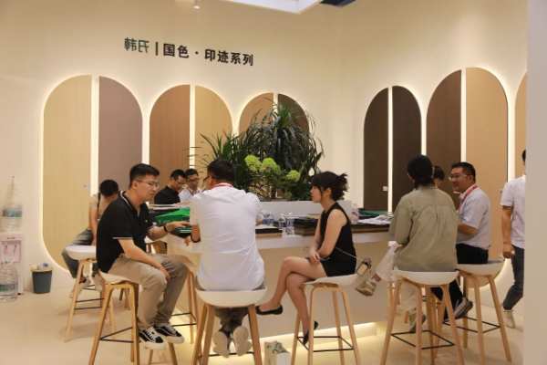 喜讯丨韩氏板材再获金匠榜“生态板十大品牌”“匠心板材十大品牌”两项大奖