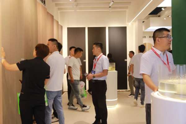 喜讯丨韩氏板材再获金匠榜“生态板十大品牌”“匠心板材十大品牌”两项大奖