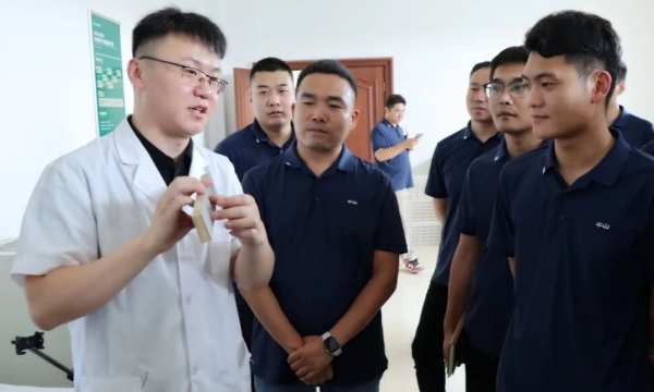 精工体系 品质为先 | 走进千山检测中心，探究千山板材背后的质造力