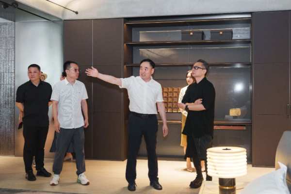 大师莅临 共话高定丨唐忠汉走进德鲁尼美学高定展厅