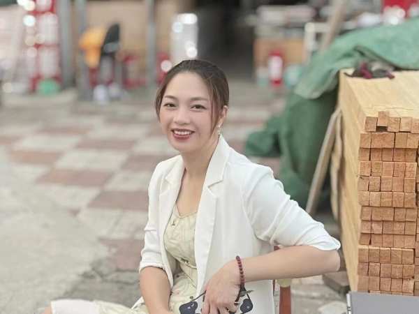 金花绽放新故事丨梦牌新材料刘婷容：以专业破冰 用真诚搭桥
