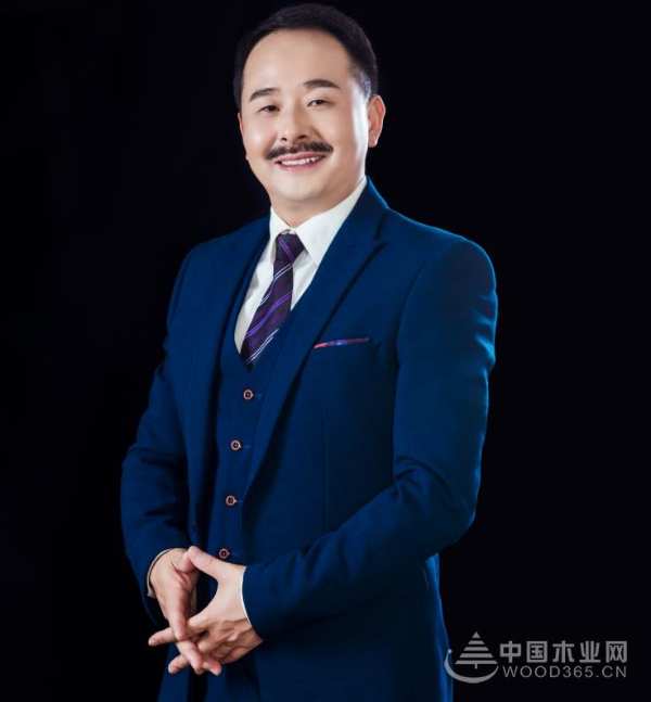 经年流转千古韵  匠心熔铸“香杉魂”  ——访广西壮象木业有限公司董事长叶新忠