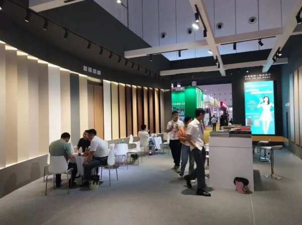 鲁丽木业亮相2024成都建博会