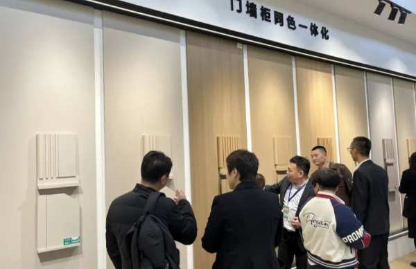 全国巡展第5站丨千山板材×哈尔滨展览会：产品体系升级，火势出圈