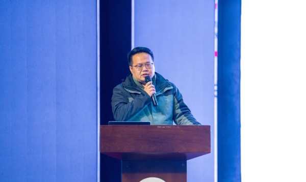 越己为峰 全力以赴！兔宝宝家居召开员工动员大会