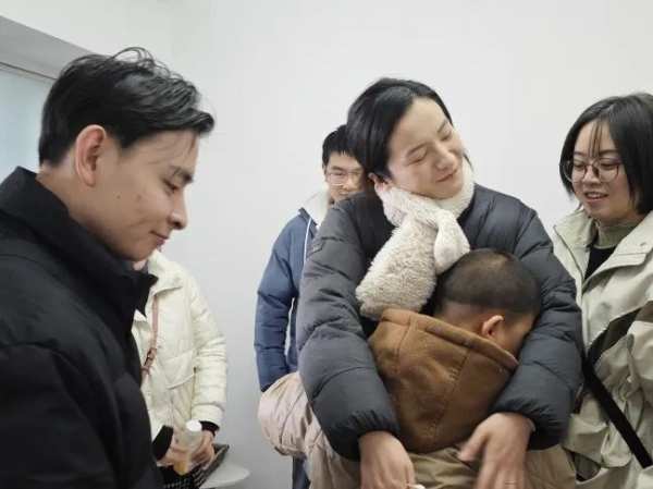 兔宝宝全屋定制公益行第二期 我们在路上