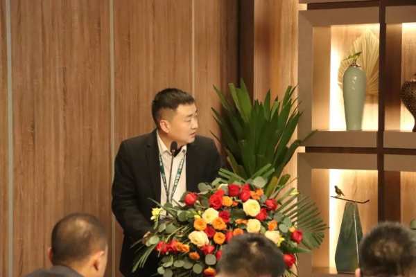 创新突围 逆势增长|隆饰板材2024核心经销商会议顺利召开