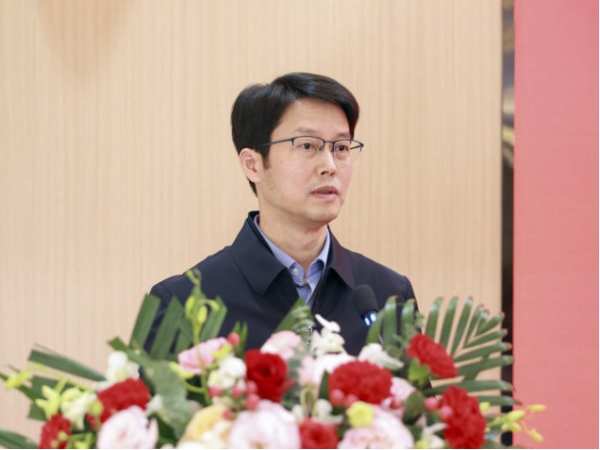 中国建材集团木业发展研讨会暨浙江北新联合木业有限公司揭牌仪式成功举行
