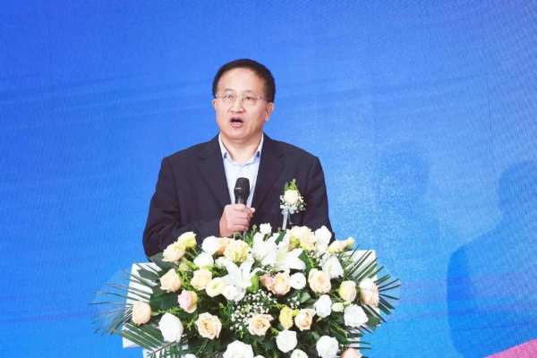 聚合向上，破风前行！新港仿生精板2023年“品牌万里行”火热进行中