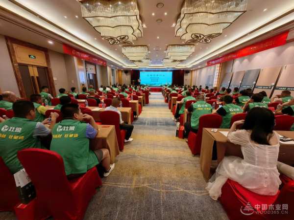 凝心聚力，醇享未来！2023年福建福州地区壮象经销商峰会圆满成功!