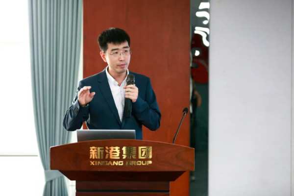 新港集团ENF级仿生超薄纤维板新产品被评定为“国际领先”水平