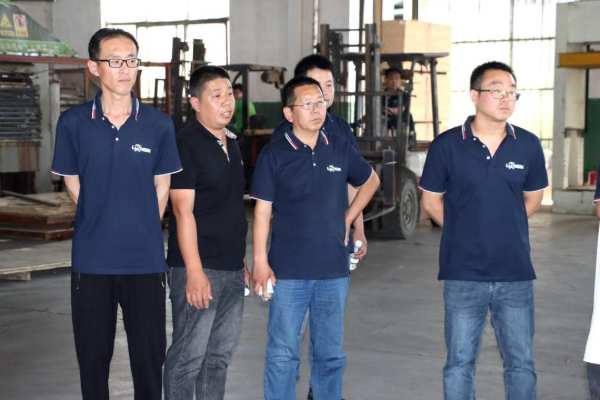 共筑品牌 共赢未来 | 隆饰板材济南代理商前往总部参观