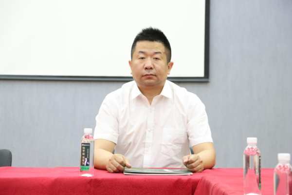 共筑品牌 共赢未来 | 隆饰板材济南代理商前往总部参观
