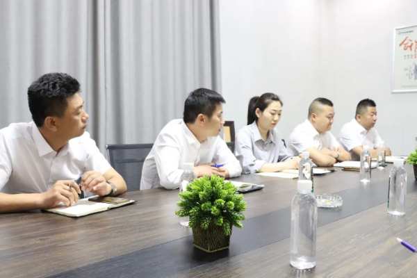 全力出击·奋进六月|隆饰板材组织召开5月份营销总结大会！