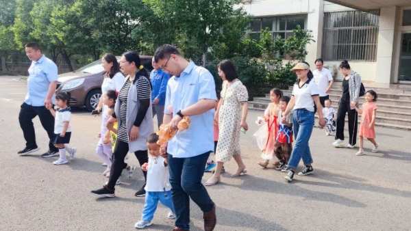 感恩父母 体验生活｜走进爸爸妈妈的工厂
