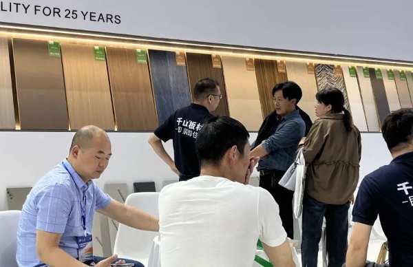 全国巡展第8站武汉站 | 千山家具板现货仓储再次实力圈粉