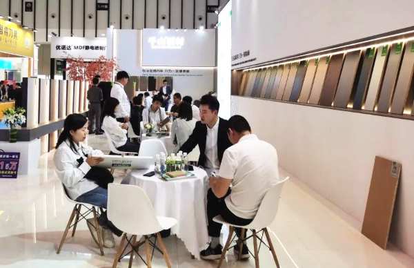 全国巡展第7站 | 千山家具板实力圈粉，超强阵容亮相南京定制展！