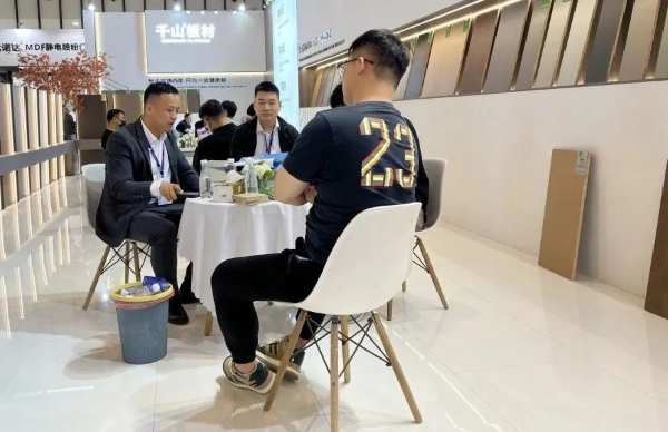 全国巡展第7站 | 千山家具板实力圈粉，超强阵容亮相南京定制展！