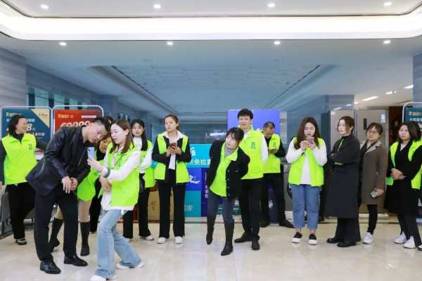 网红计划·2023雪宝华南营销中心第三届“抖音特训营”启动会圆满成功！