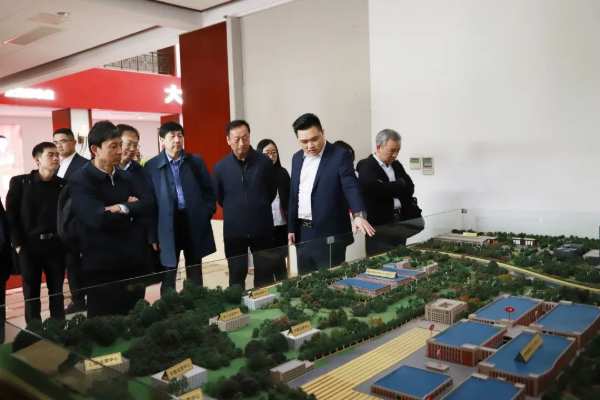 强化标准建设，发挥先进引领丨关于人造板行业质量分级及“领跑者”标准研讨会在大王椰成功举行