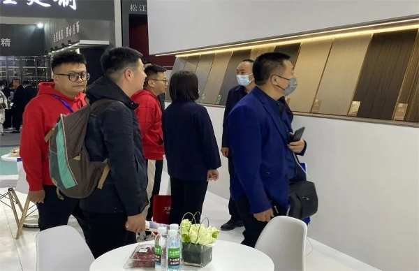 千山板材高端家具板亮相沈阳家博会