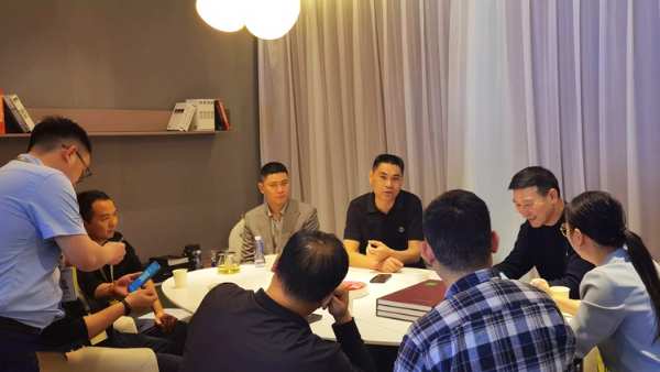 腾飞玻晶EB板广州--12届定制展圆满收官！
