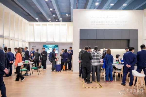 实力亮剑 夏王纸业携众多新作惊艳亮相广州家博会