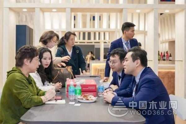 实力亮剑 夏王纸业携众多新作惊艳亮相广州家博会
