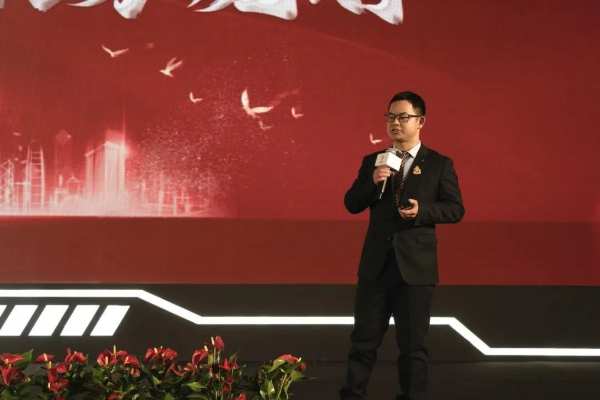 整合创倍增 荣耀新征程丨兔宝宝家居2023年度经营峰会圆满举行！
