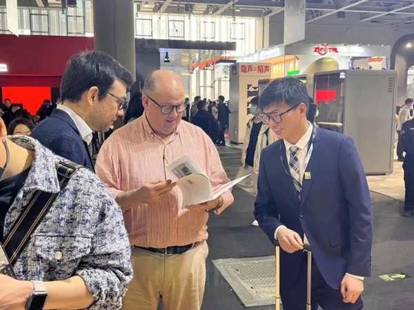 广州设计周 | 美卓METRO首 发精板——精彩抢先看，这一次为“热爱”而来