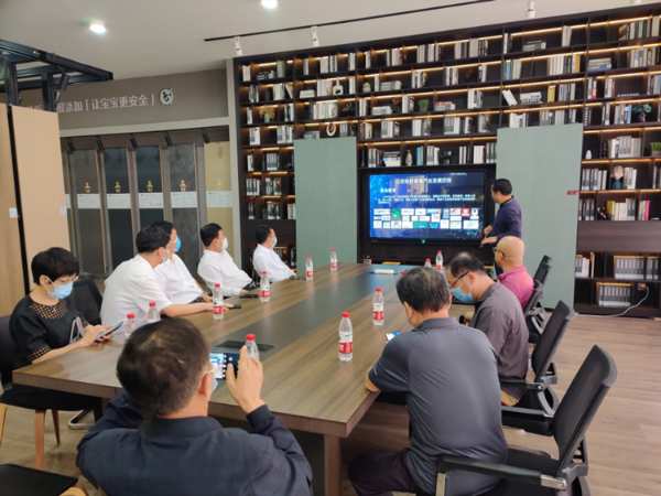 省市县三级领导到河北森通木业参观考察