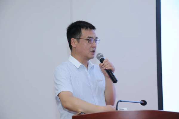 中原集团2022年上半年工作总结暨表彰大会隆重召开